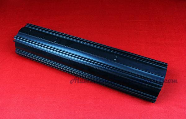 O preto anodiza a oxidação expulsou os perfis de alumínio para a luz do diodo emissor de luz, tolerância 0.02mm - 0.1mm
