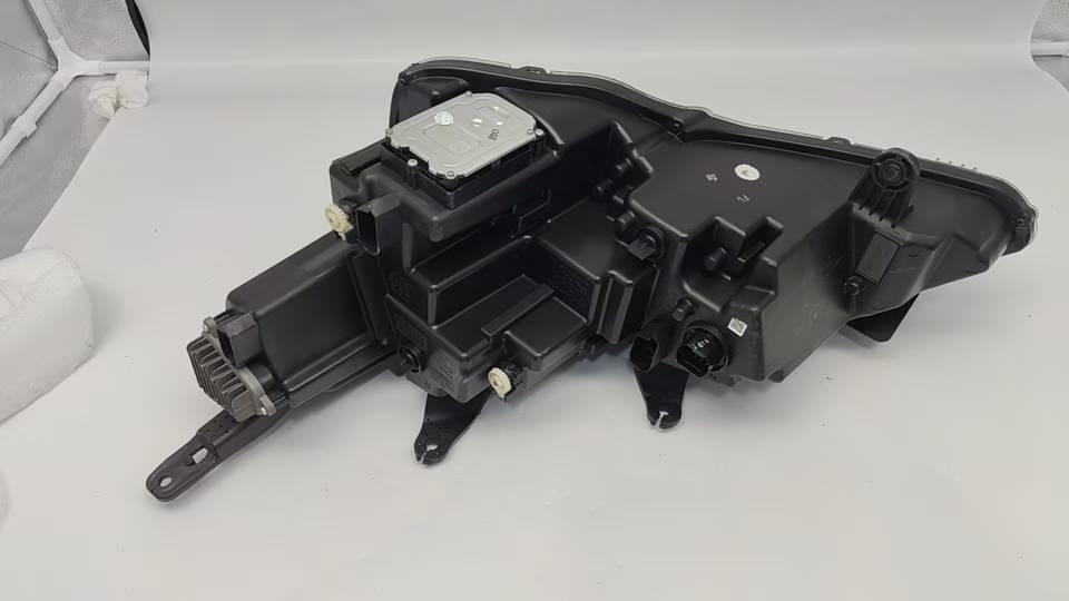 OEM 7210002ARX0100 Right Headlight Assembly for TRUMPCHI GS5 2019+