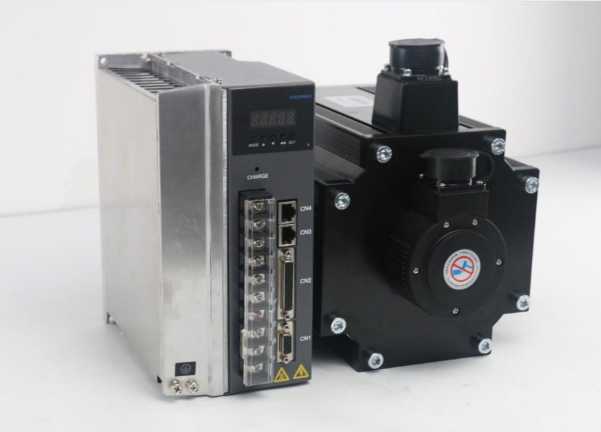 Lichuan 7.5KW 220V 23Bit 3 Phase Servo Motor With Drive Controller 180M48015B+M1532P