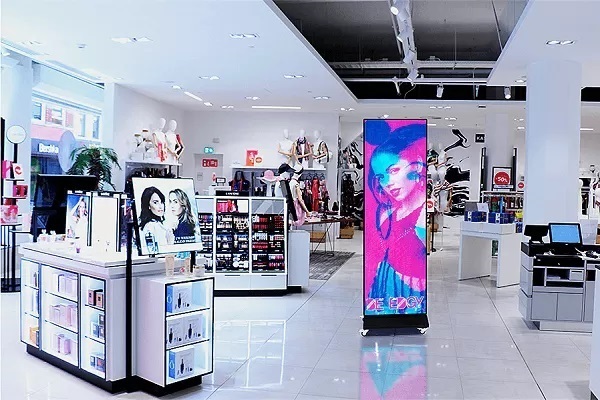 HD ,Fully Featured Indoor P1.538 LED Display Poster Advertising Video Player High quality Less Cost