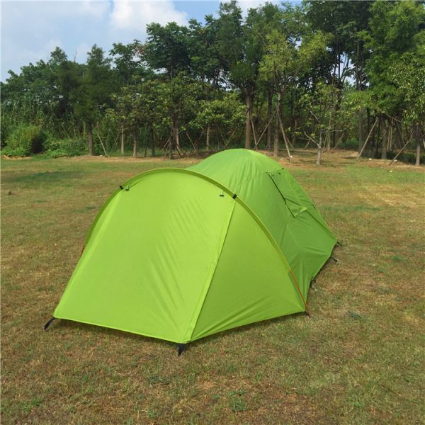 Hot Selling Double Layers 4-5 Person Family Camping Tent Party Tent Promotion Tent(HT6028)