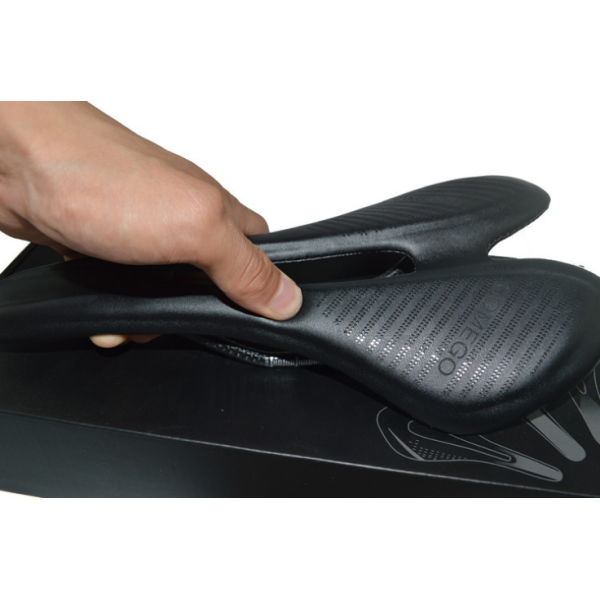 Lightweight 139g Full Carbon Fiber Bicycle Cushion for All Seasons MTB Road Bike Seat