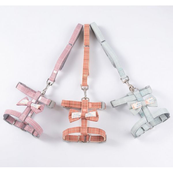 Animales ajustables de Cat Hiking Harness For Kittens de la prueba de nylon suave del escape pequeños