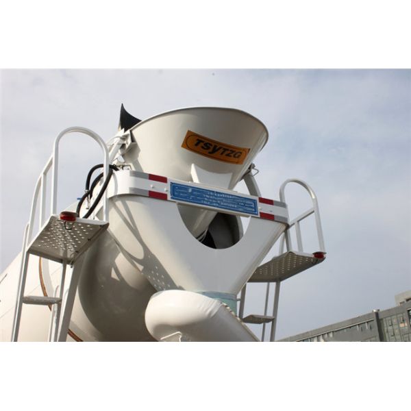 Camion concret jaune de mélangeur concret du matériel de construction 6x4 8m3 avec la pompe automatique