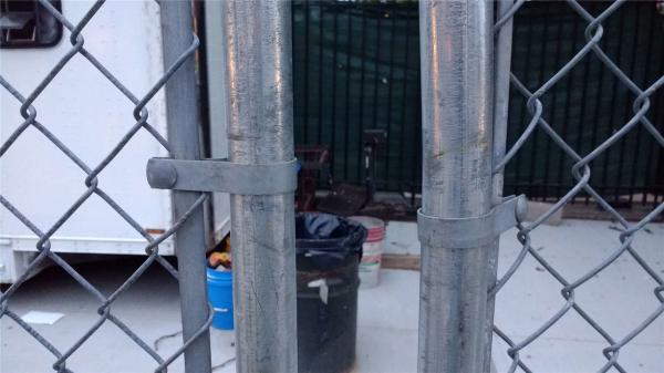 chain link temporary construction fence panels 6FT X 10F Mesh 2 3/8  x 2 3/8 ( 60mm x 60mm ) x 12 gauge wire
