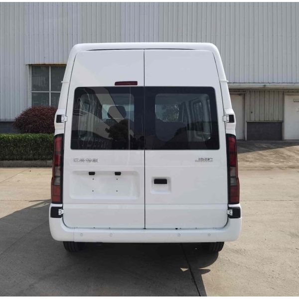 Дизельный минивэн Fushun MPV Vans 7 мест Передний двигатель Заднее приводное колесо