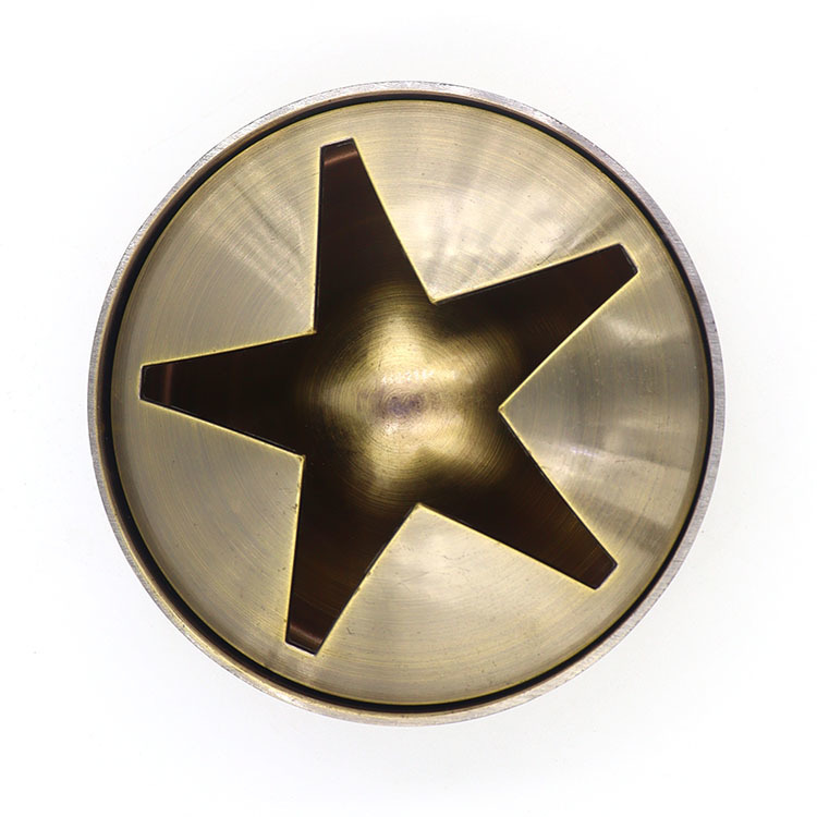 Vintage brass metal ashtray with star pattern lid and windproof design for home and bar decoration