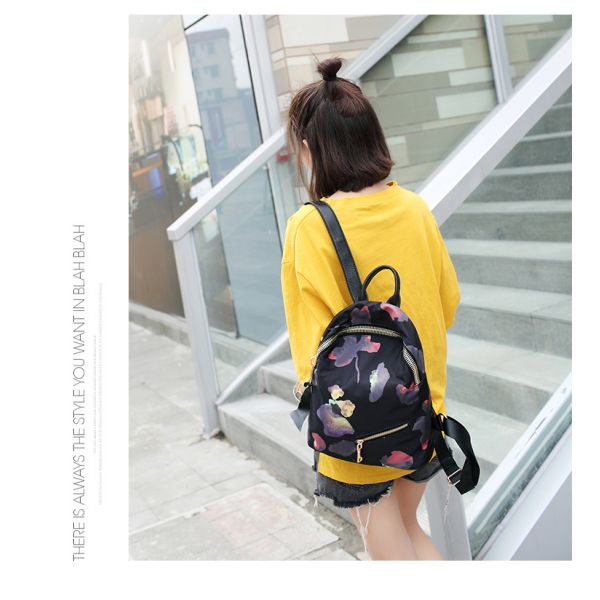 Double Shoulder  Girl Backpack Spring Summer Leisure And Camouflage Fashion Light Travel 2017 New Backpack