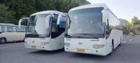 Un plus haut autobus dans le long autobus utilisé de caboteur de Toyota de disposition des sièges RHD Front Engine 2+3 de Buses 65 d'entraîneur de la Tanzanie KLQ6129 Yutong