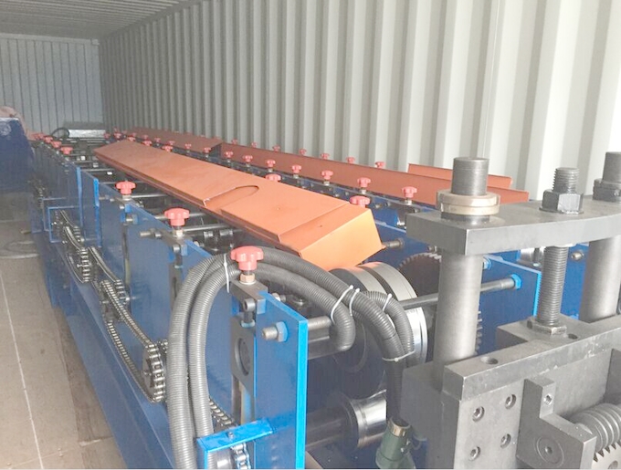 Galvanized Steel 12m/Min Metal Roof Deck Roll Forming Machine 0.3-0.8mm