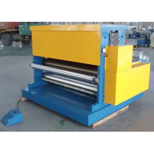 puntos galvanizados equipo accesorio de la flor de la hoja de acero del color de 1250m m que graban en relieve la máquina