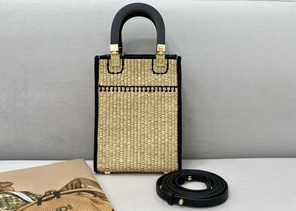 Small Square Bag  Pure Hand Woven Handbag Lazy French Style Cross-Body Bag