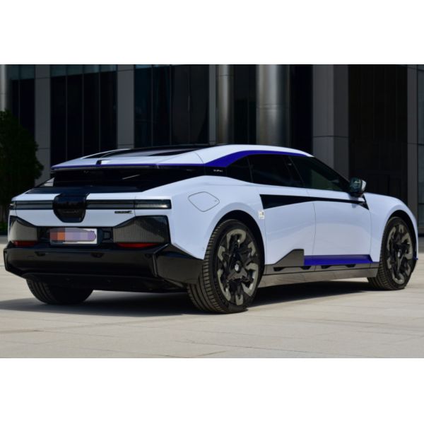 Hiphi Z 2023 5-seater version 4 Door 5 seats CLTC 705km