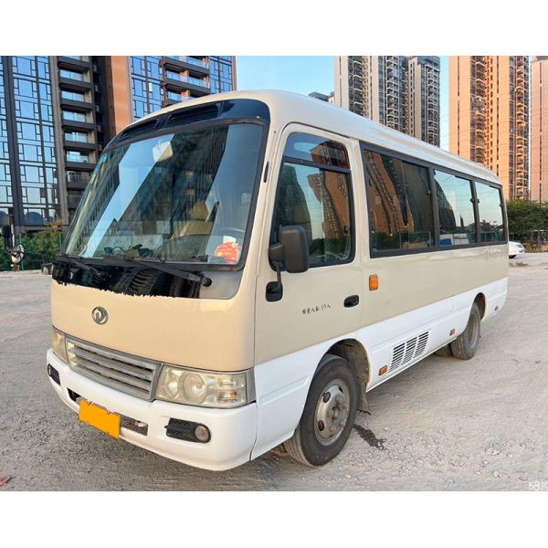 GAC 19 мест Подержанный автобус 6м LHD Euro 3 Дизельный двигатель 127hp Подержанный мини-автобус