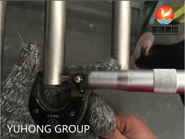 Tubo sem emenda da liga do titânio de ASME SB338 GR.7 para condensadores e permutadores de calor