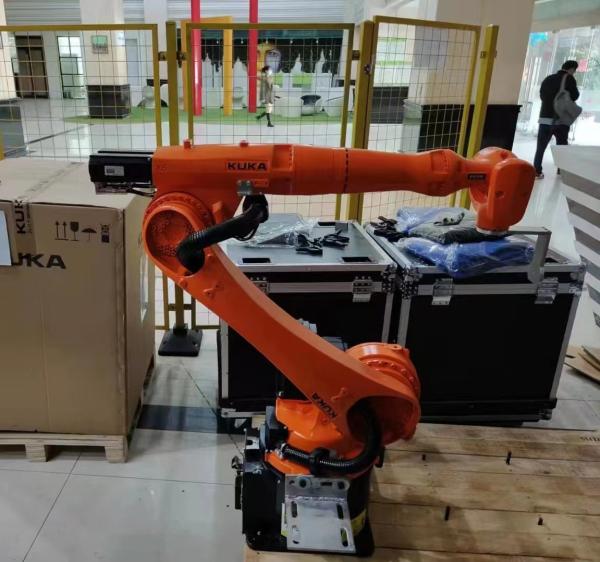 Kuka KR20 R1810 Second Hand Industrial Robot With KRC4 Controller Robotic Arm