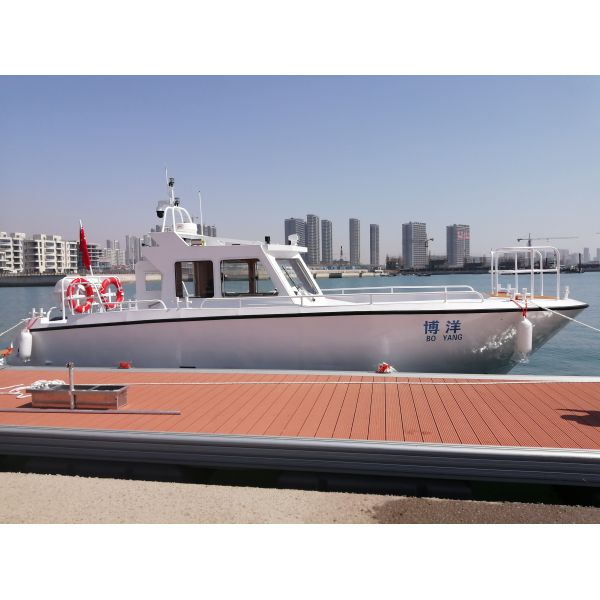 11m Angled All-aluminum Alloy High-speed Deck Boat