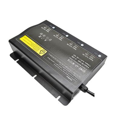 Carregador de bateria inteligente de carrinho de golfe resistente à água 90V~260VAC