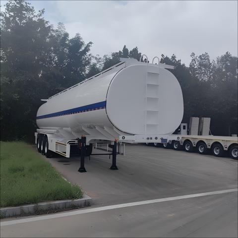 CIMC 3 Axle 30000L/40000L/50000L /60000L Carbon /Stainless Steel Oil/Fuel/Diesel/Gasoline/Water/Milk Tanker Truck Semi Trailer