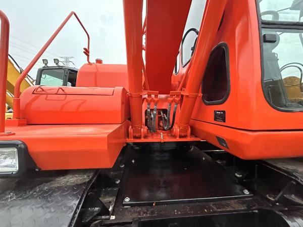 Hyundai Cummins Wheeled Excavator Super High Cost Performance