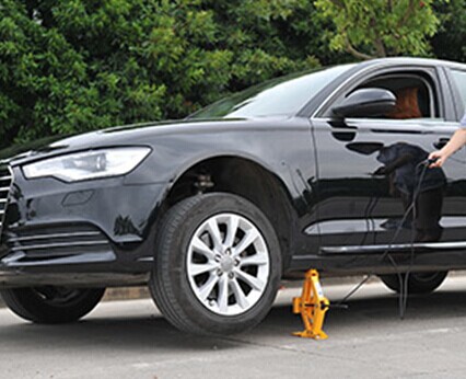 2 Ton Electric Scissor Jack 350mm Lift Range 120W Rated Power