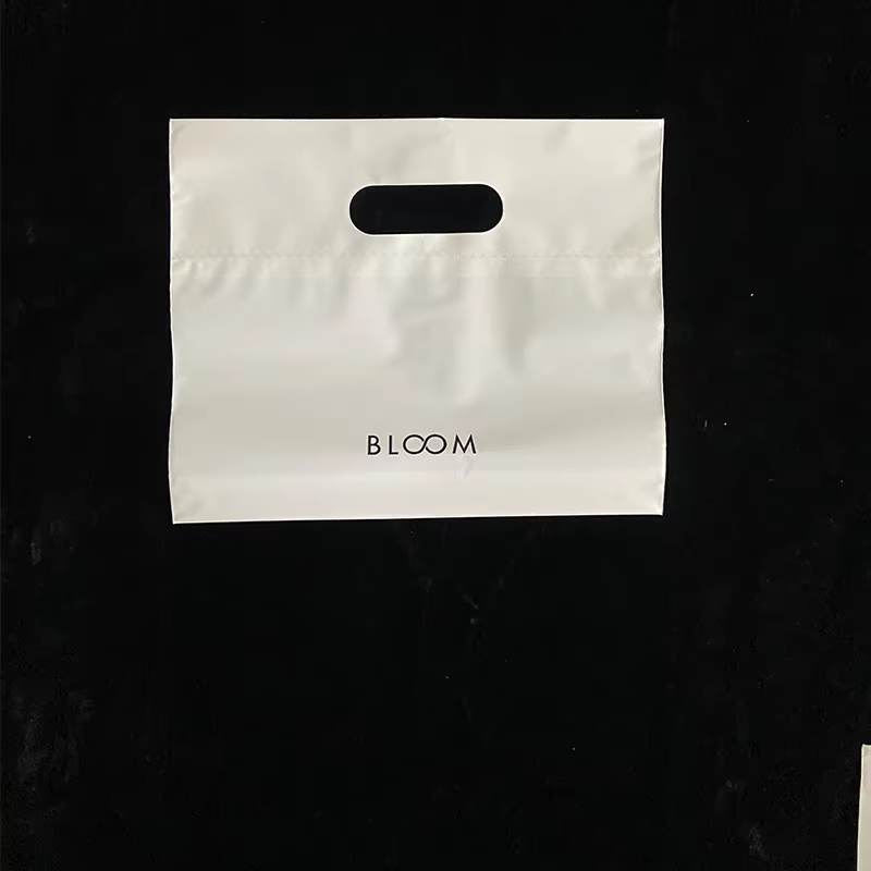 Luxury HDPE & PE Printed Shopping Hand Bag Eco-Friendly Boutique Clothing Bags for Business & Exhibition Use