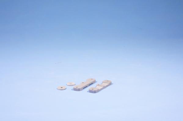 High Temperature Resistant Aluminum Nitride Ceramic Machinery Parts Natural Color