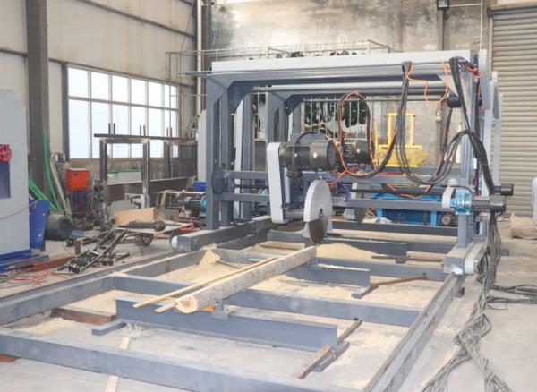 Angle Swing Blade Saw Double Blades Circular Saw , Square Wood Cutting Circular Sawmill Machine