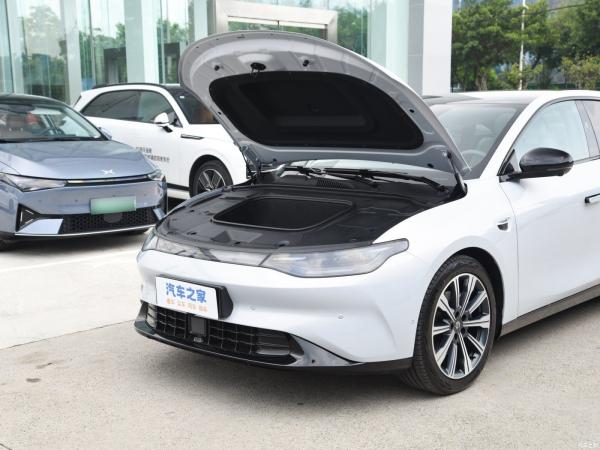 Veículo elétrico EV Leap C01 2023 717 Zhixiang Pure Electric SUV Velocidade máxima Km/H 180