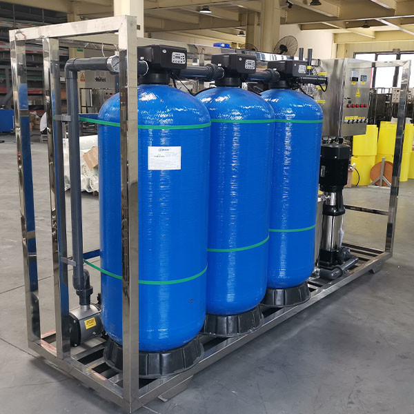 Componentes do núcleo da bomba Sistema de osmose reversa industrial para 4 toneladas por hora Tratamento de água