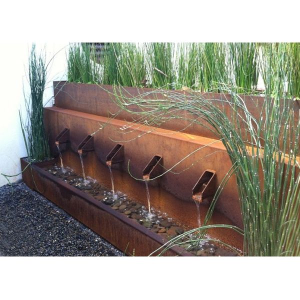 Дизайн внешней особенности воды Кортен металла стальной уникальный для двора гостиницы