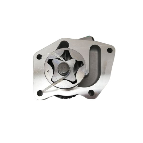 4TNV106 4TNE106 Engine Oil Pump 123900-32001 For YANMAR Machinery Diesel Engines