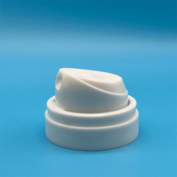 Dry Shampoo Valve Designed for Even Coverage & Less Waste