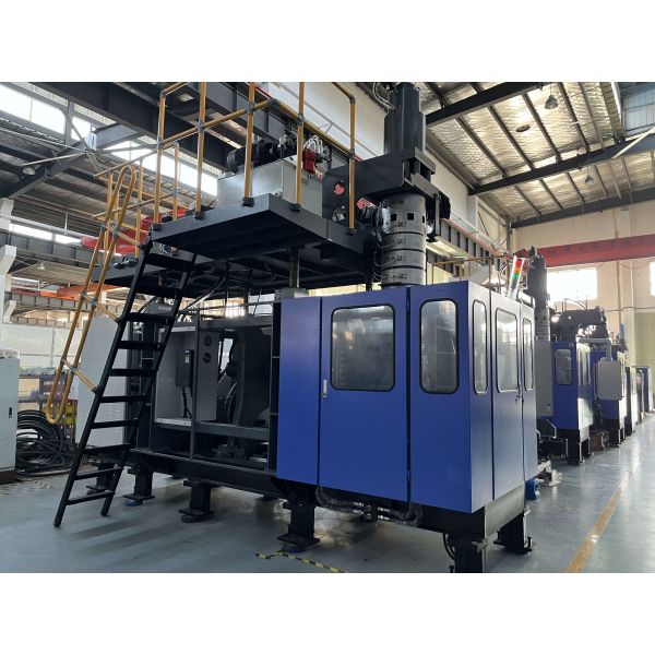 EBM Plastic Horse Toy Blow Molding Machine 50L Extrusion 130 Kg/H