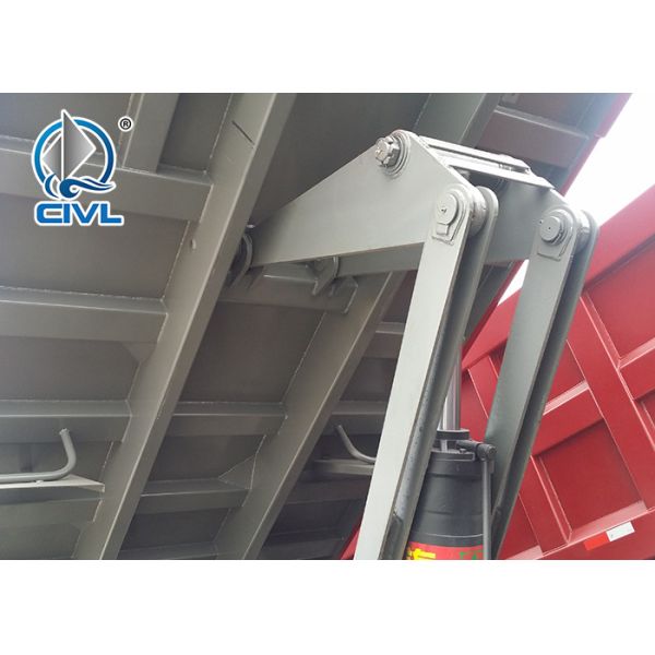 SINOTRUK Construction Project 1200R20 Radial Tire 8X4 Dumper truck for Sand