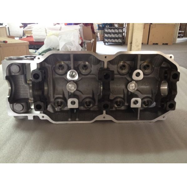 Головка цилиндра двигателя для бензина 8В 4КИЛ 1942-10-100Г 194210100Г НА 1.6Л бонго Мазда