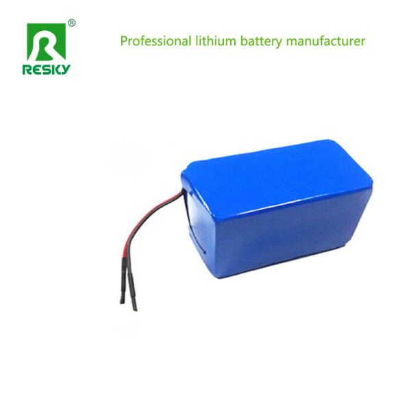 Batería de bicicleta eléctrica de iones de litio 15ah 48V para un carrito de golf eléctrico de 500W