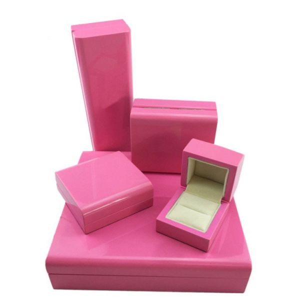 Luxury Customized Wooden Necklace Box Wooden Jewelry Organizer