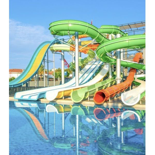 Water Park Pool Spiral Water Slide Aqua Loop Water Slide Mat Riding Slide Inflatable Raft