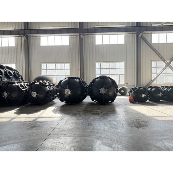 Yokohama Pneumatic Fender Superior Anti Collision Reinforced Rubber Durability Stable