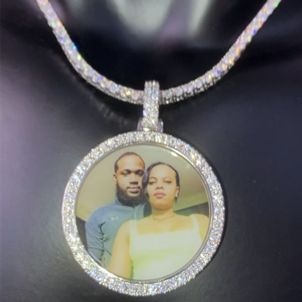 Изготовленный на заказ шкентель изображения фото Moissanite замороженный из людей тазобедренного хмеля Bling