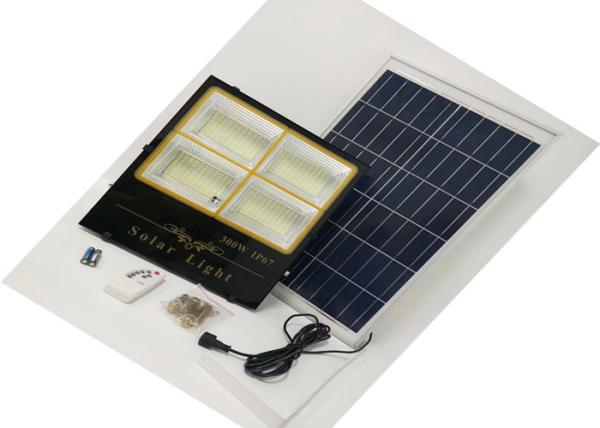 IP65 All In One LED Solar Street Light 30W LED Floodlight For Outdoor Using