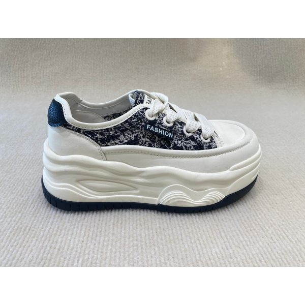 Chinese style embroidery low-top women casual sport lightweight comfortable round head