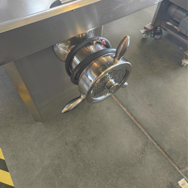 スタッドレスタイヤ 11kw 電動肉磨機 1000-3000kg/h 容量