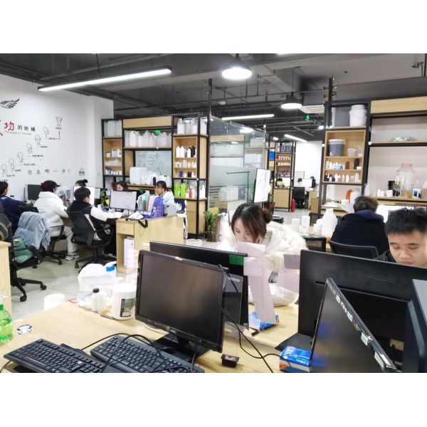 Акриловый пластиковый ледяной ведро 8 литров Белый / Желтый цвет