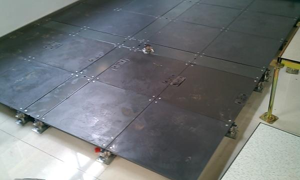 Riveted Hollow Steel bare Raised Floor with strong intension and shockproof ability