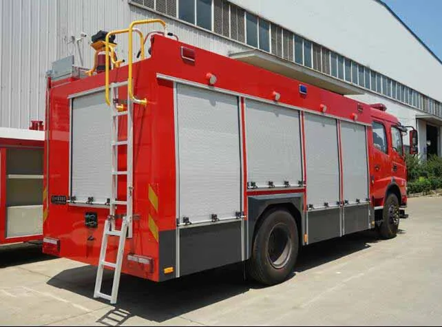 Diesel Engine 6 Wheel Dongfeng 6000kg 6tons Water Tank Fire Truck