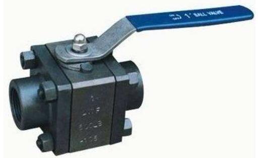 Ball Valve Threaded By Carbon Steel ASTM A 105 BODY And Stainless Steel ASTM A 182 F316 Ball/Stem