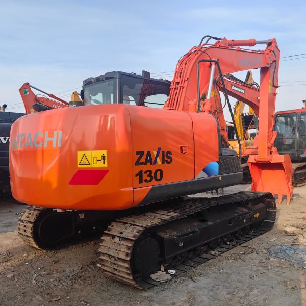 2023 Year Hitachi Zx130-5a Crawler Excavator 13Ton Second Hand Backhoe Digger In Stock