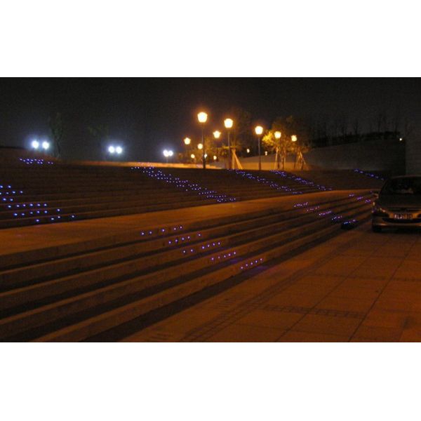 Commercial Outdoor Lighting With 7mm Thickness Tempered Glass Φ50mm RGB Three In One